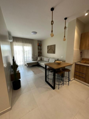 Suit Apartment Golem, Durres